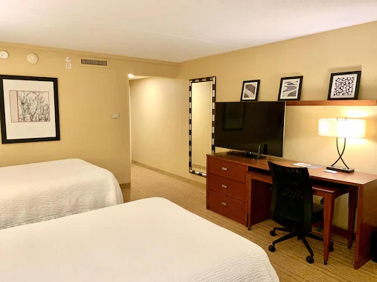 Courtyard By Marriott Buffalo Amherst/University Екстериор снимка