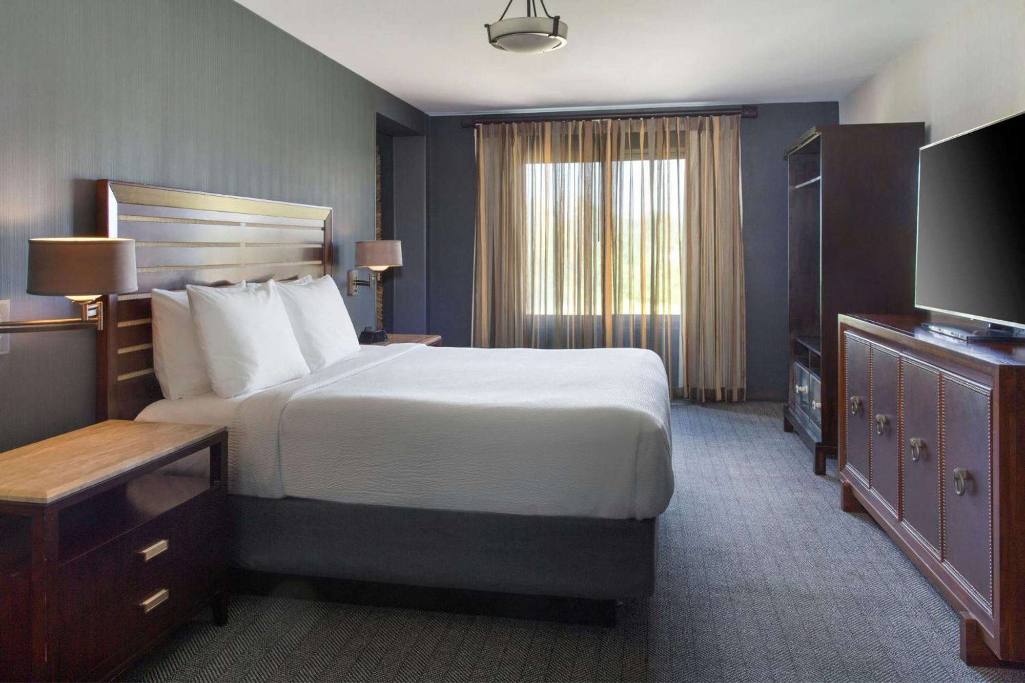 Courtyard By Marriott Buffalo Amherst/University Екстериор снимка
